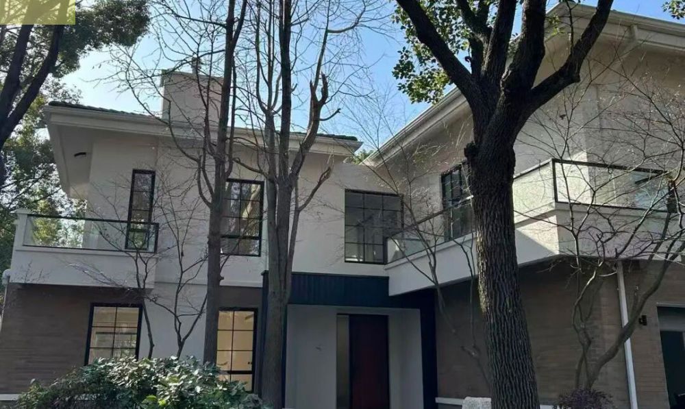 【昕升泰老钢窗】把阳光请进家，邂逅老钢窗的复古浪漫